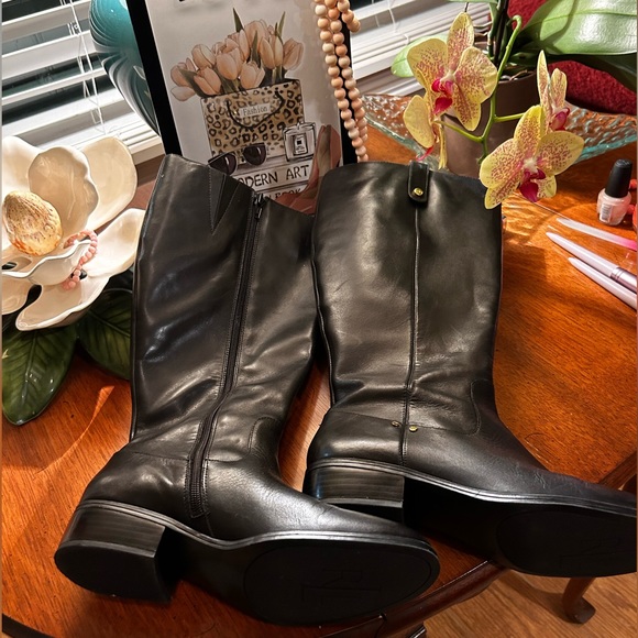 LAUREN RALPH LAUREN MASIKA LEATHER RIDING BOOTS SIZE 7.5B - Picture 2 of 11